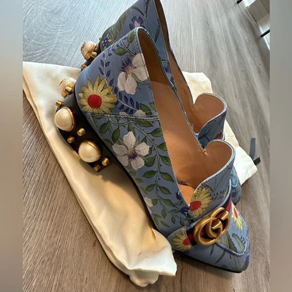 Gucci Loafers - Picture 2 of 5